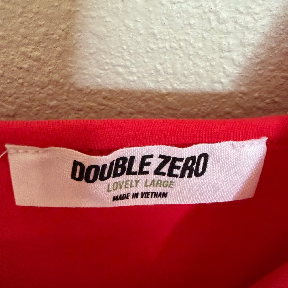 Double Zero Vibrant Red Top - Picture 3 of 4